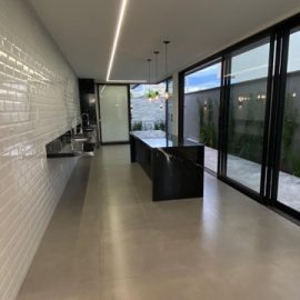 4B37E020-5367-4490-9681-CBB5560D43AA