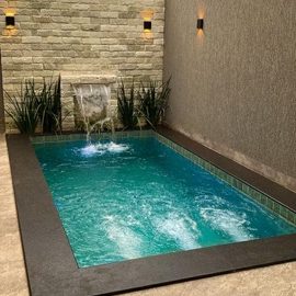 AF8EE149-F835-4537-A2FC-47E94D755AD9