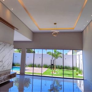 B40A9EF1-DB2F-4E43-A666-080FED4CDC26