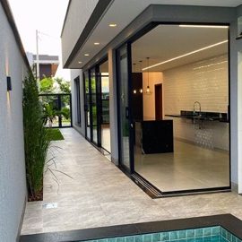 DCD0EEBD-6F30-4EB2-BDC0-D96BBF9291B6