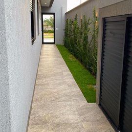 EADF3A43-5688-4092-AB9F-6CBDD3619C51