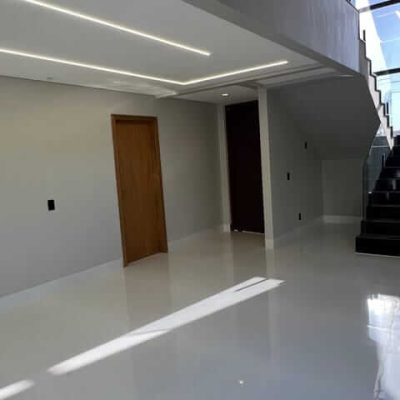 assets-library-asset-asset-heic-id-39b029cc-9ffc-45a2-9085-b1a07824bd79-ext-heic-16879603766151687960377721